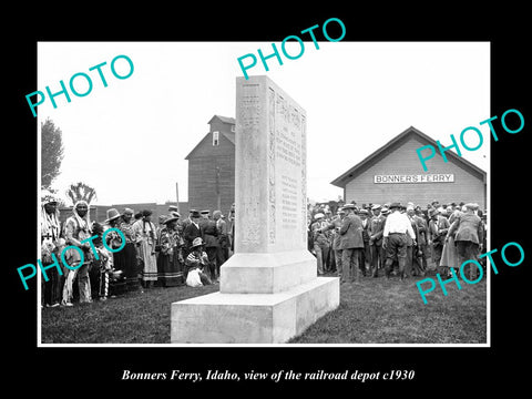 OLD LARGE HISTORIC PHOTO OF BONNERS FERRY IDAHO, THE RAILROAD DEPOT STATION 1930