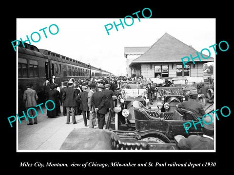 OLD LARGE HISTORIC PHOTO OF MILES CITY MONTANA, THE RAILROAD DEPOT STATION c1930