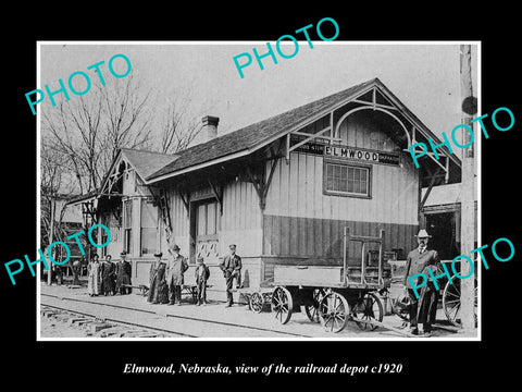 OLD LARGE HISTORIC PHOTO OF ELMWOOD OHIO, VIEW OF THE RAILROAD DEPOT c1920