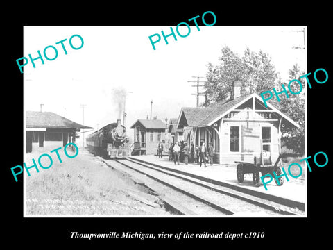 OLD LARGE HISTORIC PHOTO OF THOMPSONVILLE MICHIGAN, THE RAILROAD DEPOT c1910