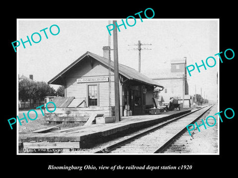 OLD LARGE HISTORIC PHOTO OF BLOOMINGBURG OHIO, THE RAILROAD DEPOT STATION c1920