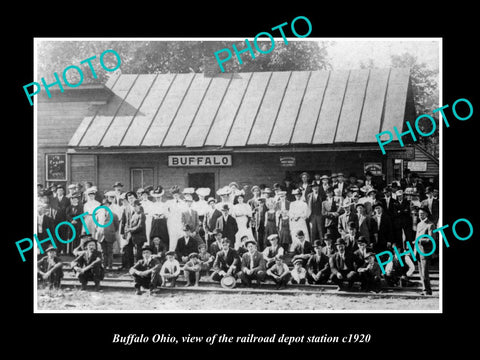 OLD LARGE HISTORIC PHOTO OF BUFFALO OHIO, THE RAILROAD DEPOT STATION c1920