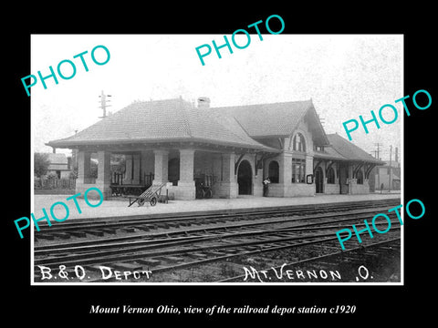OLD LARGE HISTORIC PHOTO OF MOUNT VERNON OHIO, THE RAILROAD DEPOT STATION c1920