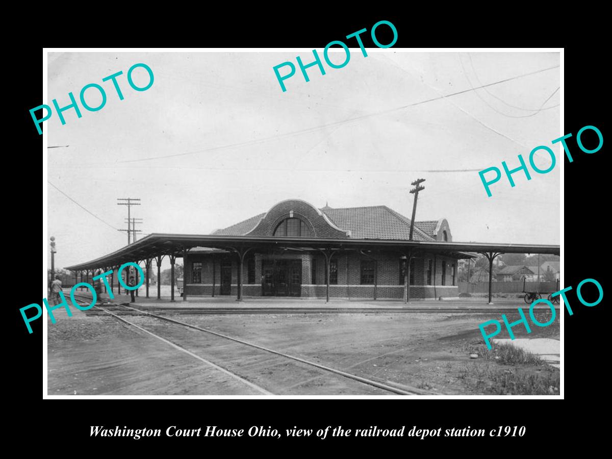 OLD LARGE HISTORIC PHOTO OF WASHINGTON COURT HOUSE OHIO RAILROAD STATION c1910