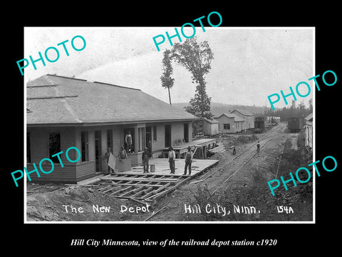 OLD LARGE HISTORIC PHOTO OF HILL CITY MINNESOTA, THE RAILROAD DEPOT STATION 1920