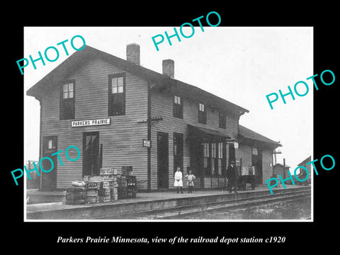 OLD LARGE HISTORIC PHOTO OF PARKERS PRAIRIE MINNESOTA, THE RAILROAD STATION 1920