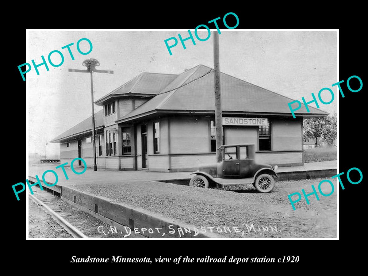 OLD LARGE HISTORIC PHOTO OF SANDSTONE MINNESOTA, THE RAILROAD DEPOT STATION 1920