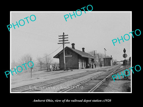 OLD LARGE HISTORIC PHOTO OF AMHERST OHIO, THE RAILROAD DEPOT STATION c1920