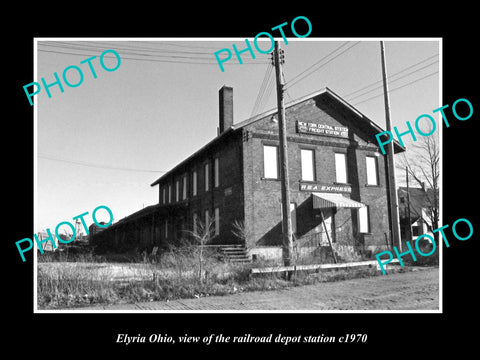 OLD LARGE HISTORIC PHOTO OF ELYRIA OHIO, THE RAILROAD DEPOT STATION c1970