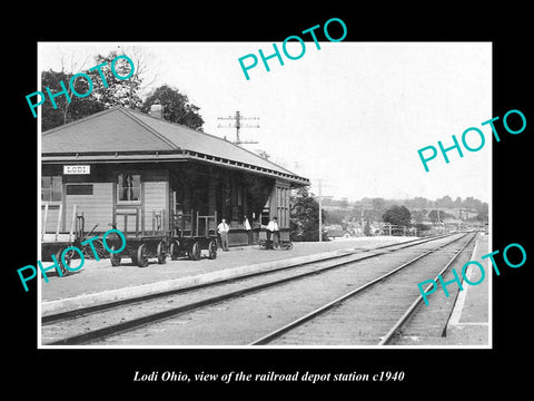 OLD LARGE HISTORIC PHOTO OF LODI OHIO, THE RAILROAD DEPOT STATION c1940