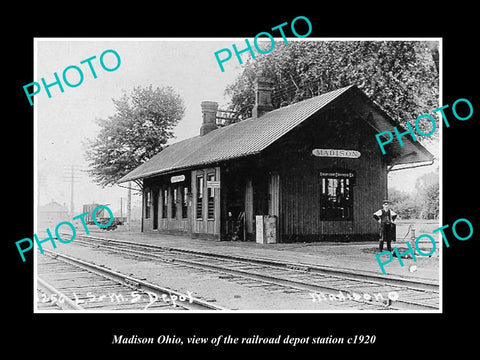 OLD LARGE HISTORIC PHOTO OF MADISON OHIO, THE RAILROAD DEPOT STATION c1920