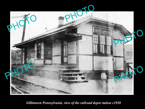 OLD LARGE HISTORIC PHOTO OF GILLINTOWN PENNSYLVANIA, THE RAILROAD STATION c1920