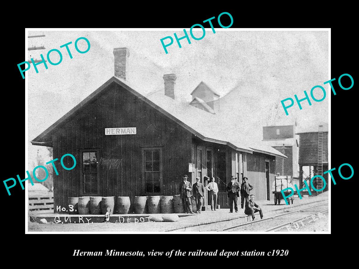 OLD LARGE HISTORIC PHOTO OF HERMAN MINNESOTA, THE RAILROAD DEPOT STATION c1920