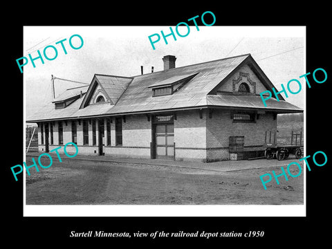 OLD LARGE HISTORIC PHOTO OF SARTELL MINNESOTA, THE RAILROAD DEPOT STATION c1950