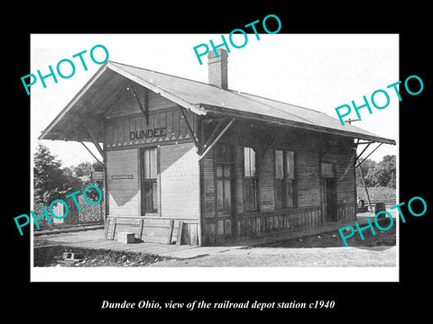OLD LARGE HISTORIC PHOTO OF DUNDEE OHIO, THE RAILROAD DEPOT STATION c1940