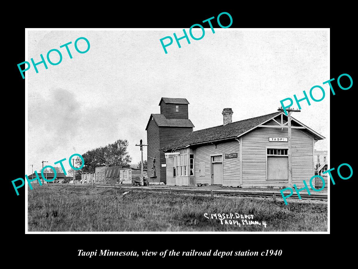 OLD LARGE HISTORIC PHOTO OF TAOPI MINNESOTA, THE RAILROAD DEPOT STATION c1940 2