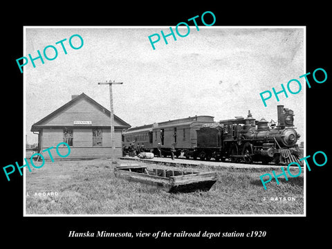 OLD LARGE HISTORIC PHOTO OF HANSKA MINNESOTA, THE RAILROAD DEPOT STATION c1920