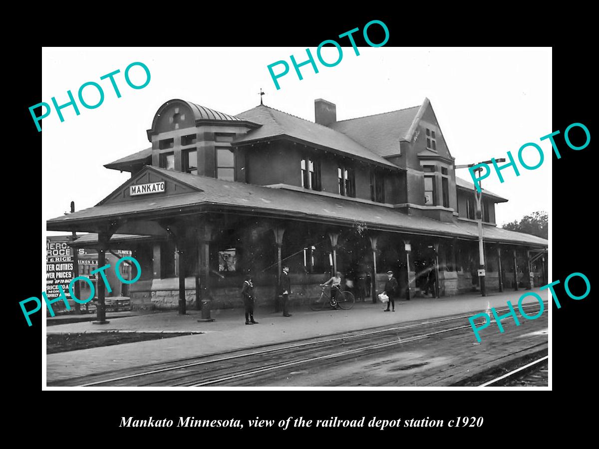 OLD LARGE HISTORIC PHOTO OF MANKATO MINNESOTA, THE RAILROAD DEPOT STATION c1920