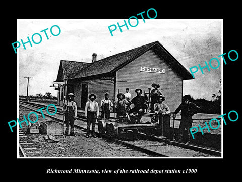 OLD LARGE HISTORIC PHOTO OF RICHMOND MINNESOTA, THE RAILROAD DEPOT STATION c1900