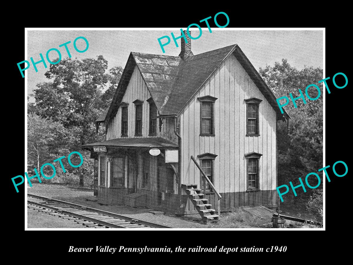 OLD LARGE HISTORIC PHOTO OF BEAVER VALLEY PENNSYLVANIA RAILROAD STATION c1940