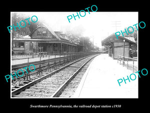 OLD LARGE HISTORIC PHOTO OF SWARTHMORE PENNSYLVANIA, THE RAILROAD STATION c1930