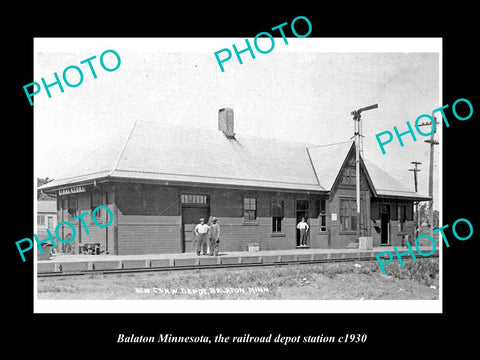 OLD LARGE HISTORIC PHOTO OF BALATON MINNESOTA, THE RAILROAD DEPOT STATION c1930