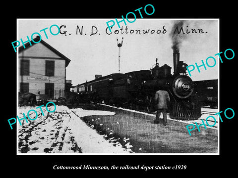 OLD LARGE HISTORIC PHOTO OF COTTONWOOD MINNESOTA, RAILROAD DEPOT STATION c1920