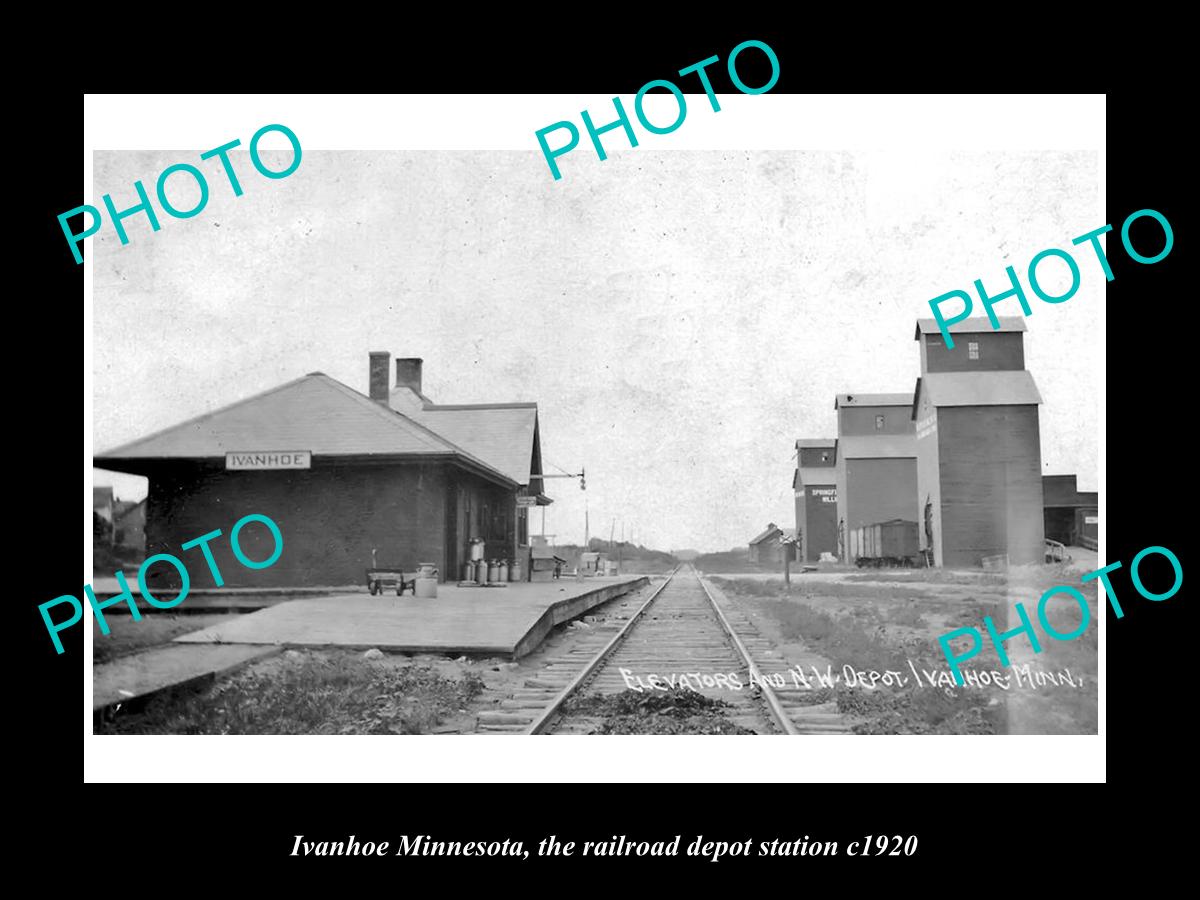 OLD LARGE HISTORIC PHOTO OF IVANHOE MINNESOTA, THE RAILROAD DEPOT STATION c1920