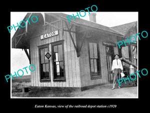 OLD LARGE HISTORIC PHOTO OF EATON KANSAS, THE RAILROAD DEPOT STATION c1920