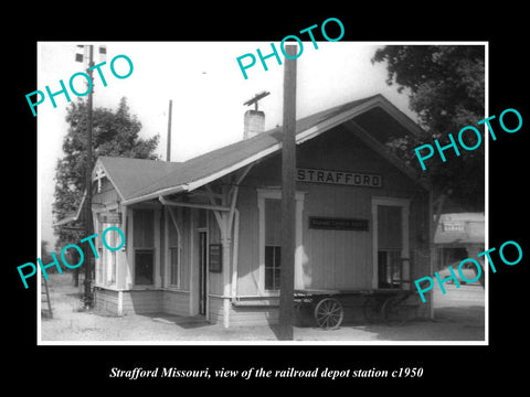 OLD LARGE HISTORIC PHOTO OF STRAFFORD MISSOURI, THE RAILROAD DEPOT STATION c1950