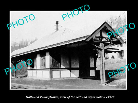 OLD LARGE HISTORIC PHOTO OF HOLTWOOD PENNSYLVANIA, THE RAILROAD DEPOT c1920