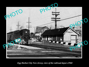 OLD LARGE HISTORIC PHOTO OF EGG HARBOR NEW JERSEY, THE RAILROAD DEPOT c1960