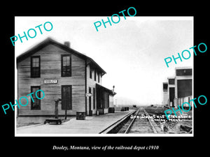 OLD LARGE HISTORIC PHOTO OF DOOLEY MONTANA, THE RAILROAD DEPOT STATION c1910 2