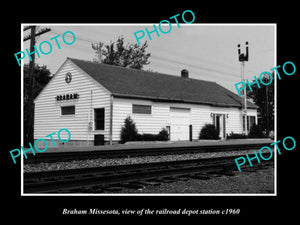 OLD LARGE HISTORIC PHOTO OF BRAHAM MINNESOTA, THE RAILROAD DEPOT STATION c1960