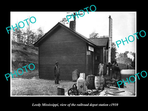 OLD LARGE HISTORIC PHOTO OF LEEDY MISSISSIPPI, THE RAILROAD DEPOT STATION c1910