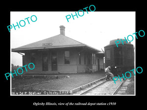 OLD LARGE HISTORIC PHOTO OF OGLESBY ILLINOIS, THE RAILROAD DEPOT STATION c1910