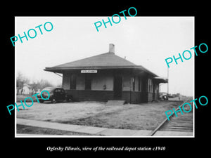 OLD LARGE HISTORIC PHOTO OF OGLESBY ILLINOIS, THE RAILROAD DEPOT STATION c1940