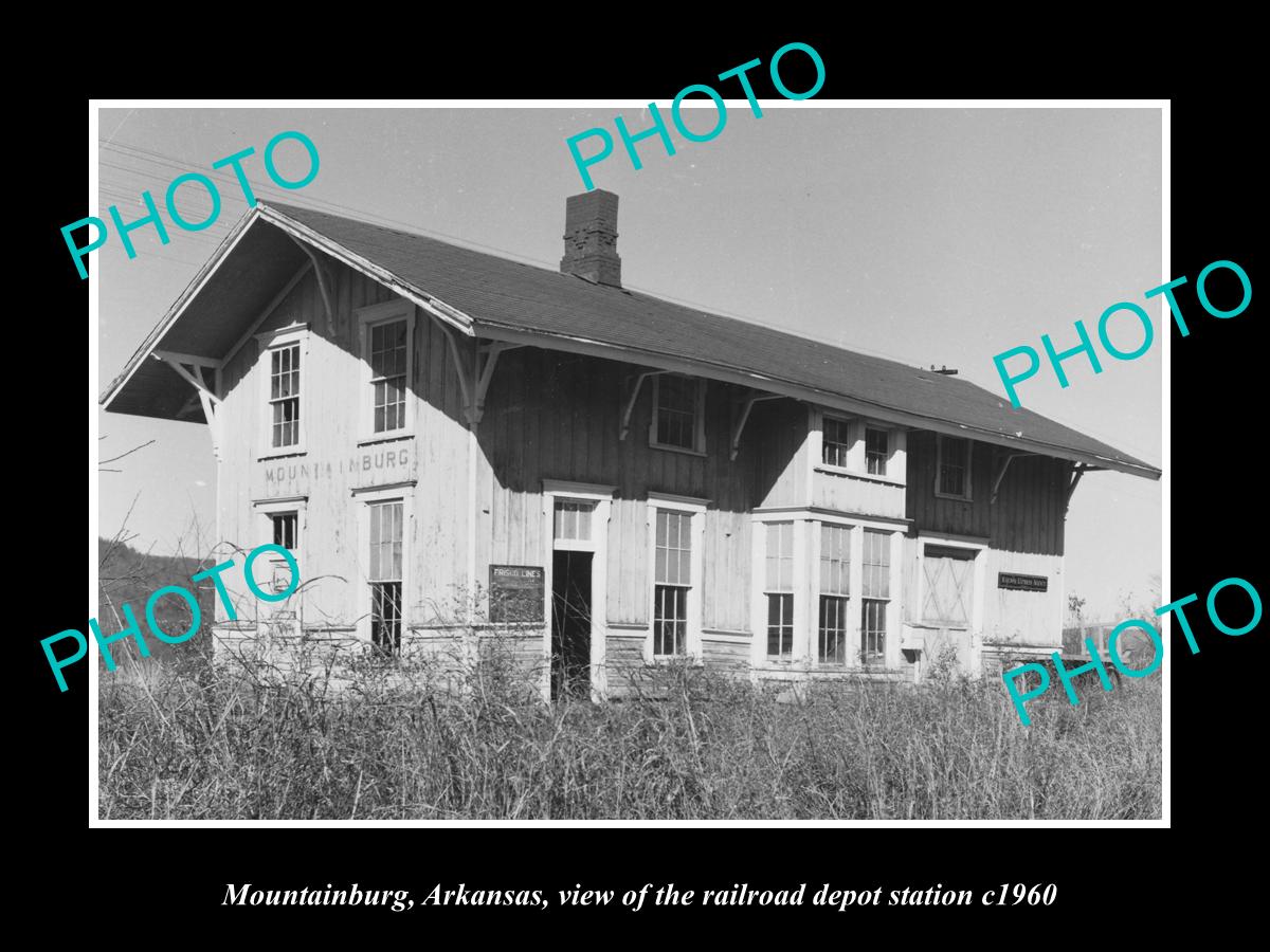 OLD LARGE HISTORIC PHOTO OF MOUNTAINBURG ARKANSAS RAILROAD DEPOT STATION c1960