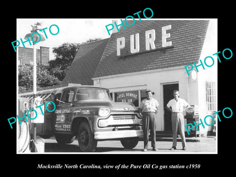 OLD LARGE HISTORIC PHOTO OF MOCKSVILLE NORTH CAROLINA, PURE OIL GAS STATION 1950