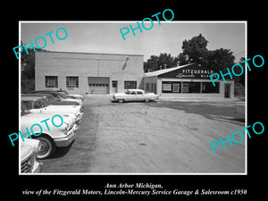 OLD LARGE HISTORIC PHOTO OF ANN ARBOR MICHIGAN, THE LINCOLN CAR DEALERSHIP c1950