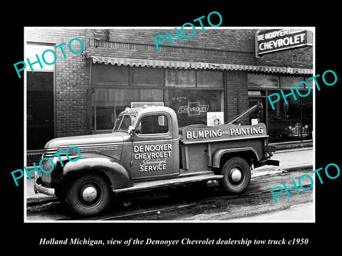 OLD LARGE HISTORIC PHOTO OF HOLLAND MICHIGAN, CHEVROLET STORE TOWN TRUCK c1950