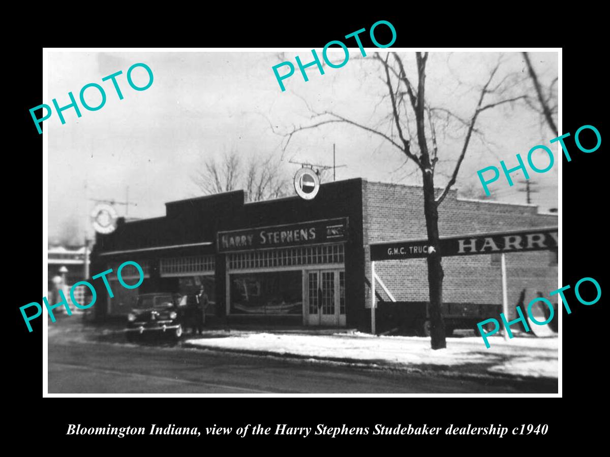 OLD LARGE HISTORIC PHOTO OF BLOOMINGTON INDIANA, THE STUDEBAKER CAR GARAGE c1940