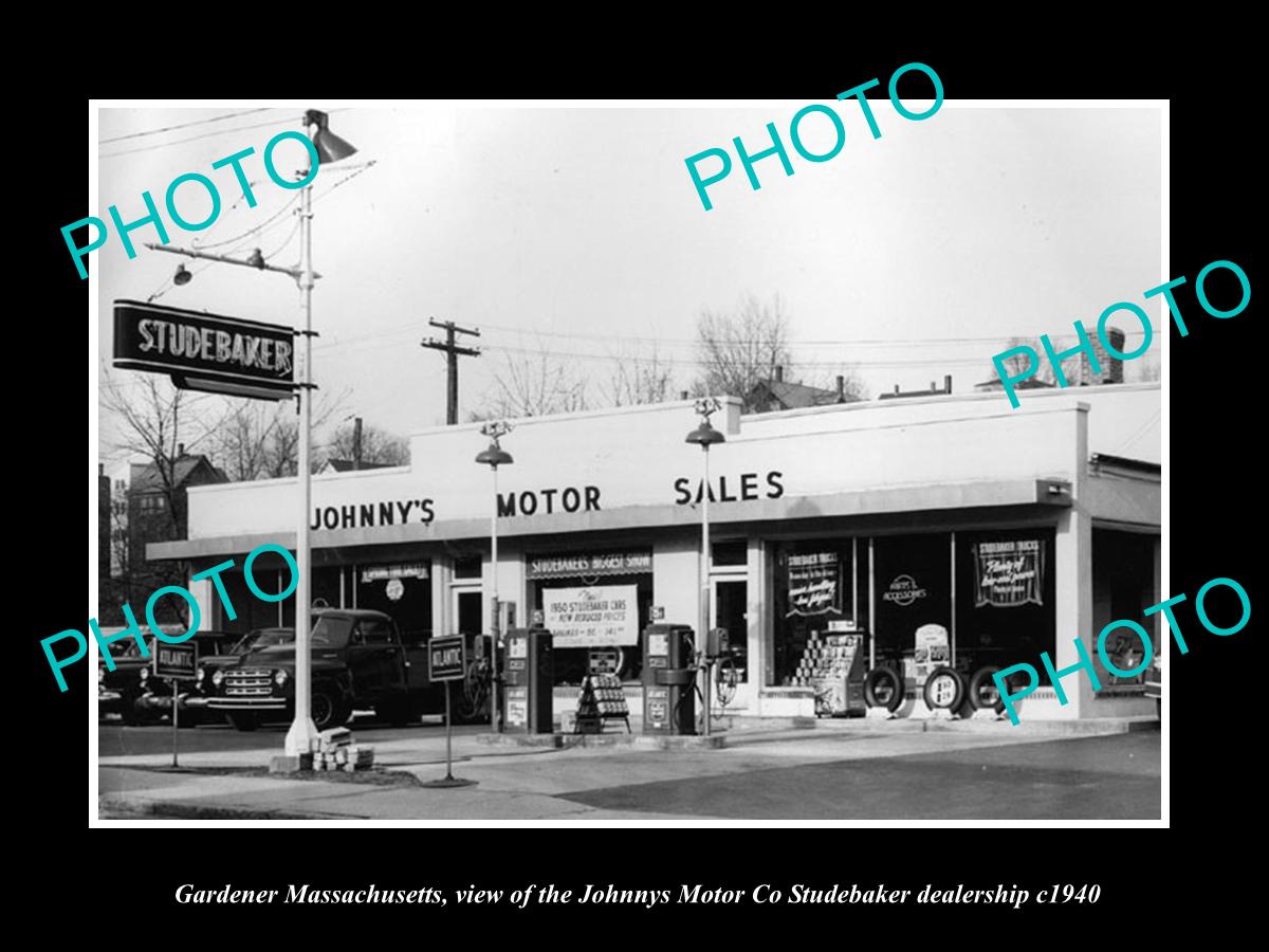 OLD LARGE HISTORIC PHOTO OF GARDENER MASSACHUSETTS, THE STUDEBAKER DEALER c1940