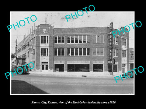 OLD LARGE HISTORIC PHOTO OF KANSAS CITY, THE STUDEBAKER DEALERS STORE c1920