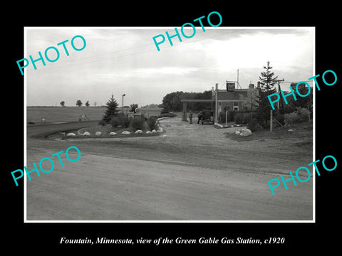 OLD LARGE HISTORIC PHOTO OF FOUNTAIN MINNESOTA, THE GREEN GABLE GAS STATION 1920