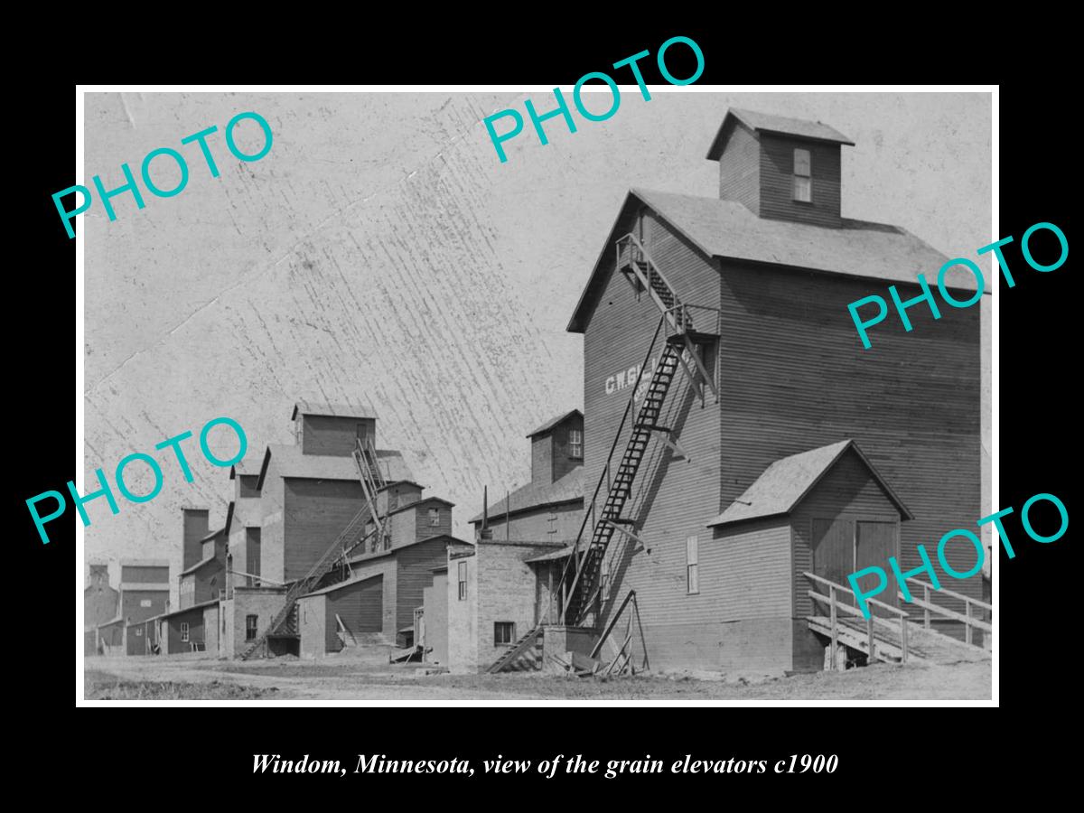 OLD LARGE HISTORIC PHOTO OF WINDOM MINNESOTA, VIEW OF THE GRAIN ELEVATORS c1900