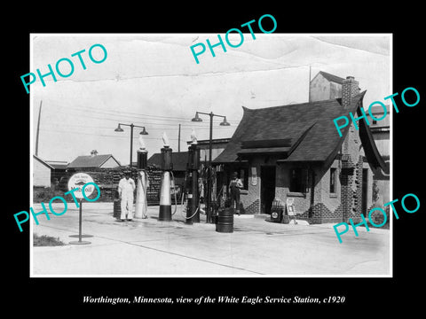 OLD LARGE HISTORIC PHOTO OF WORTHINGTON MINNESOTA, WHITE EAGLE OIL STATION c1920