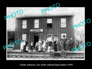 OLD LARGE HISTORIC PHOTO OF COMBS ARKANSAS, THE RAILROAD DEPOT STATION c1910