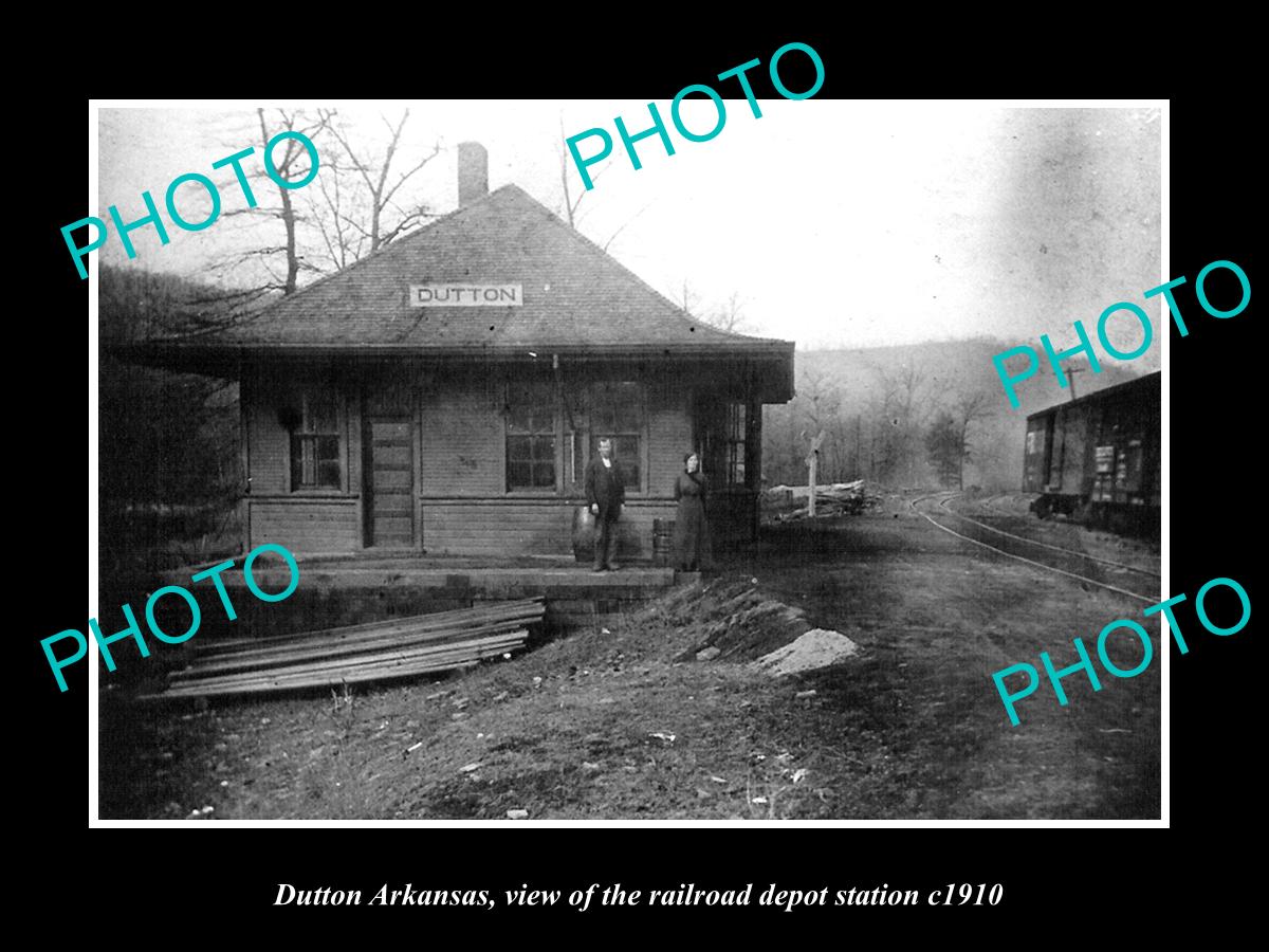 OLD LARGE HISTORIC PHOTO OF DUTTON ARKANSAS, THE RAILROAD DEPOT STATION c1910