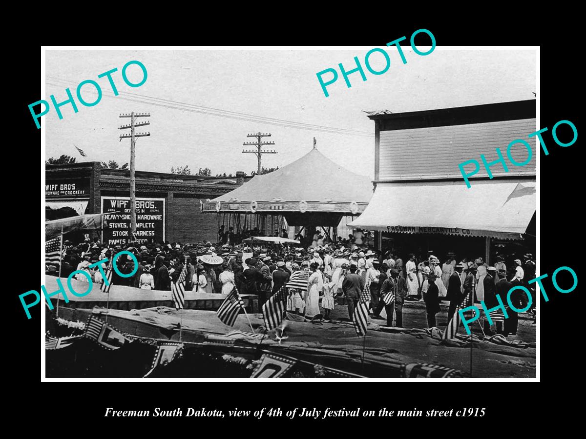 OLD LARGE HISTORIC PHOTO OF FREEMAN SOUTH DAKOTA, THE JULY 4th PARADE c1915